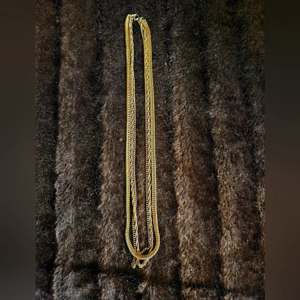 VINTAGE MULTI CHAIN NECKLACE - Picture 4 of 6